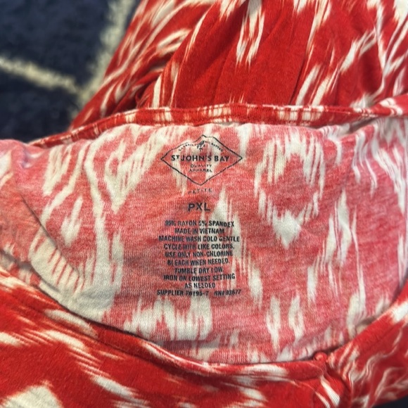 Maxi red and white St. John dress - Picture 4 of 5